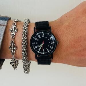 Black Analog Watch Unisex Minimalist Streetwear Style Quartz New